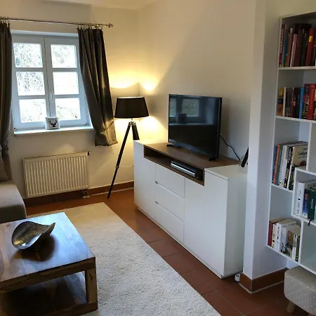 Rugana Insel Ruegen Fewos Vogelgesang *